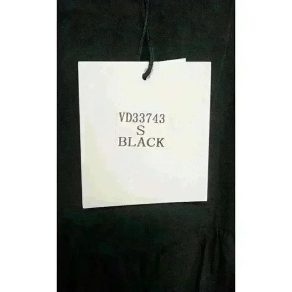 Very J Party Dress Black with White Ruffle‎ Puff Sleeves, Size S - Picture 5 of 10